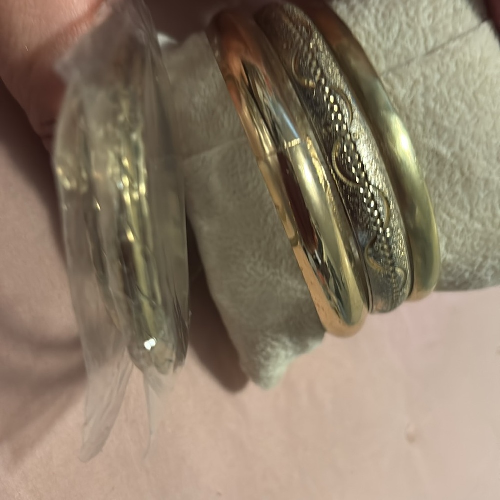 4 Pc Bundle Three Bangle Bracelet One Pair Earrin… - image 5